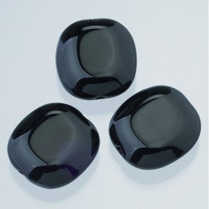 Glaspärlor 17 x 16 mm - svart 4 st. nr 0