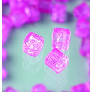 Glaspärlor kubformade krackelerade 4 x 4 mm - ljust rosa transparent