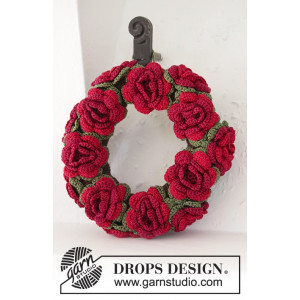 Christmas in Bloom by DROPS Design - Julkrans med blommor Virkmönster