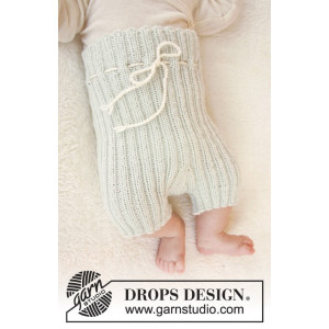 First Impression Shorts by DROPS Design - Baby shorts Stick-mönster st