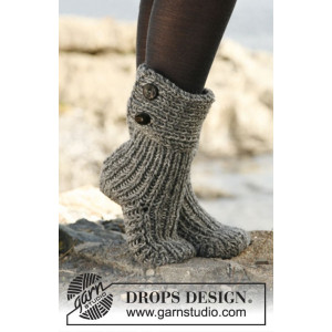 Moon Socks by DROPS Design - Tofflor Stick-opskrift strl. 35/37 - 40/4